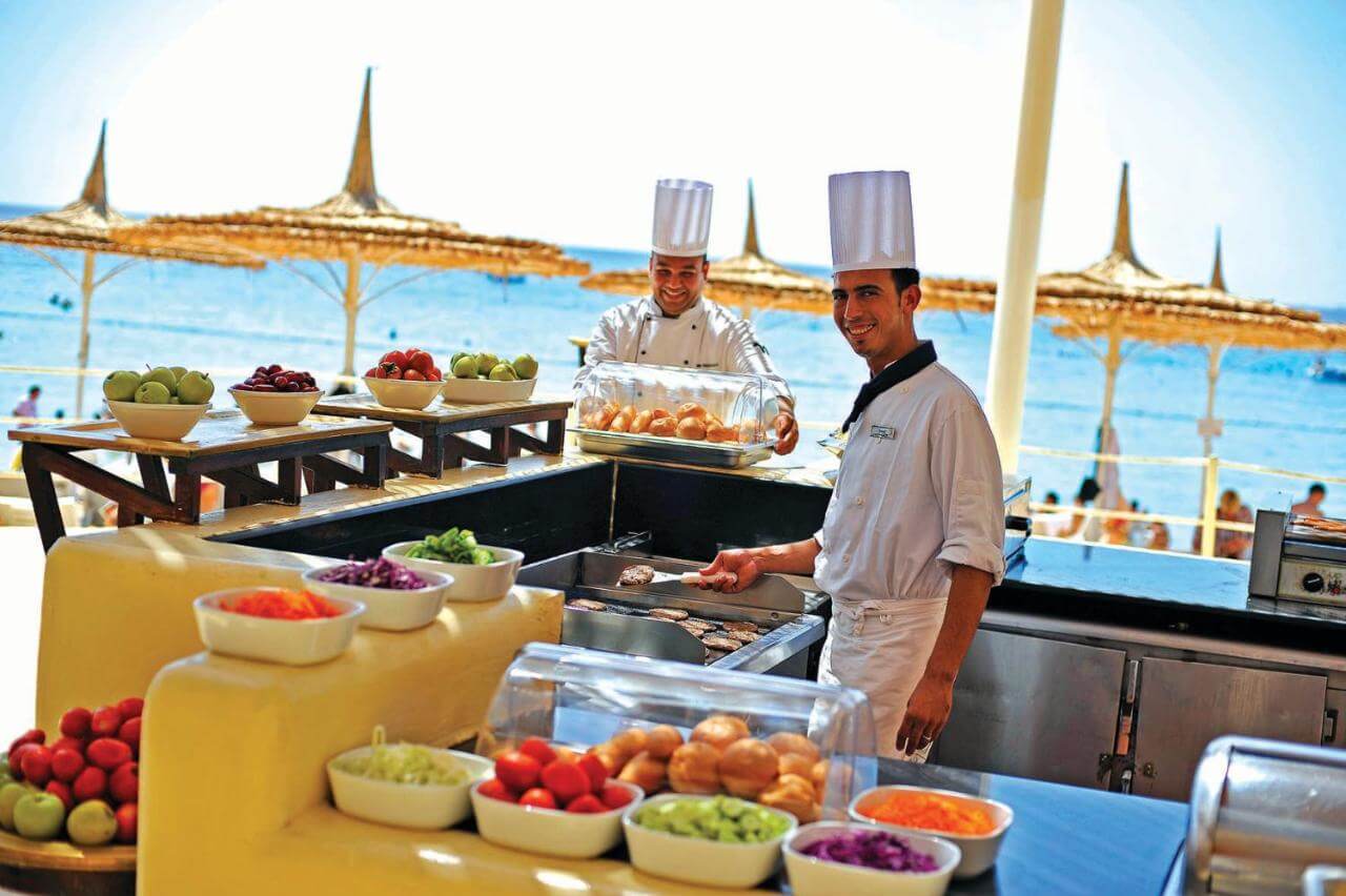 Отель Reef Oasis Beach Resort в Египте